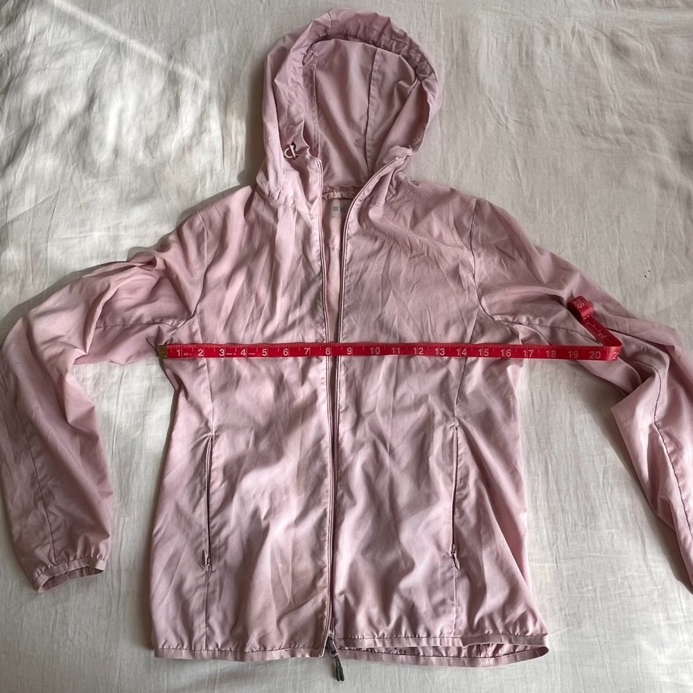 Uniqlo windbreaker XS - Picture 5 of 13